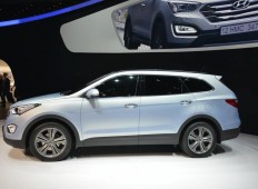 2014 Hyundai Grand Santa Fe