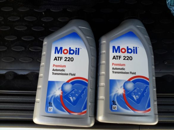 Жидкость в ГУР Mobil ATF 220